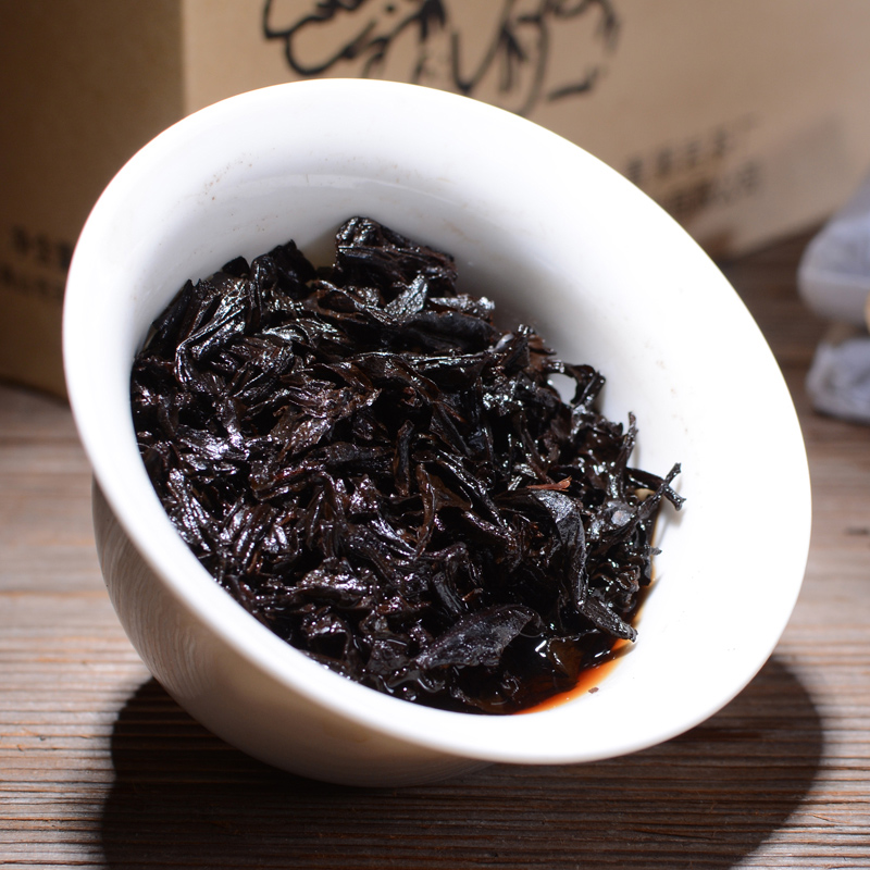 青狮岩陈年茶砖大红袍2012（200g）